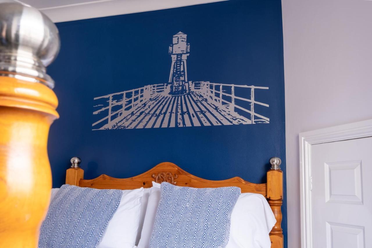 Number 7 * Whitby