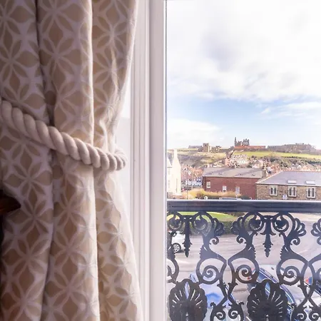 Number 7 Guest House Whitby Exterior foto